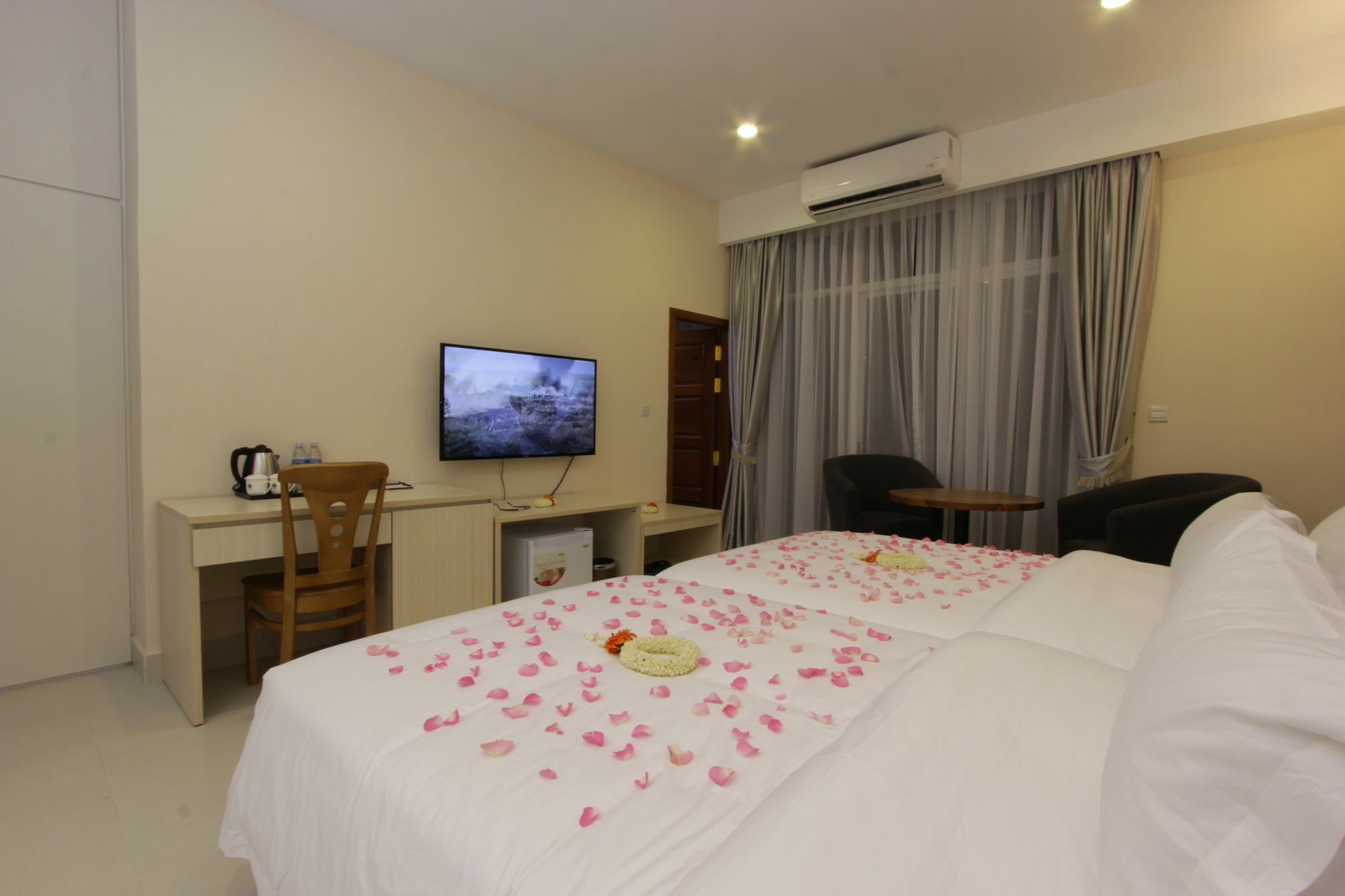 Yazhou Foryou Hotel Phnom Penh Dış mekan fotoğraf